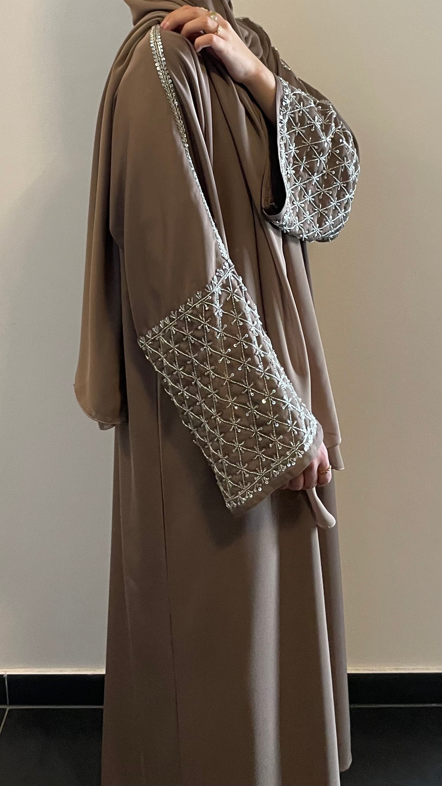 Abaya Albunduq + Unterkleid