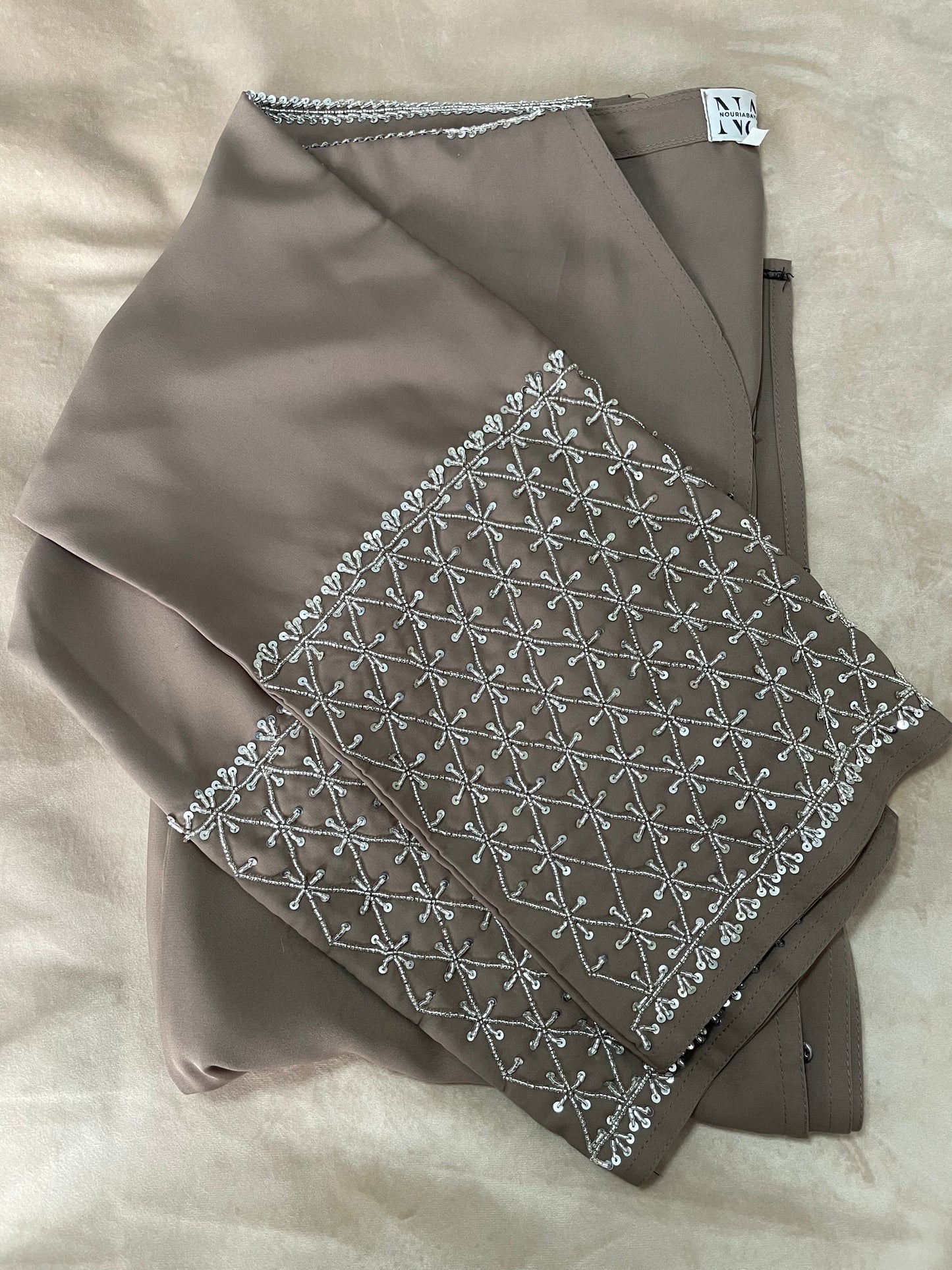 Abaya Albunduq + Unterkleid
