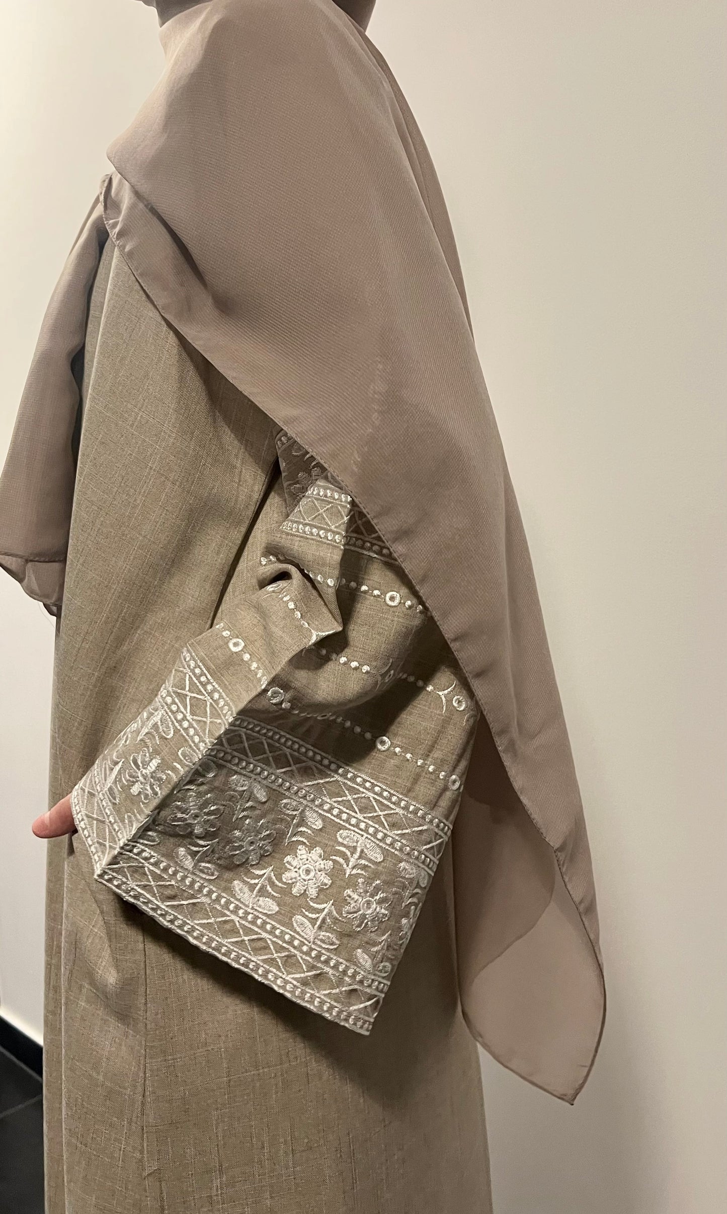 Abaya Sahara